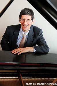 Ira Braus, piano
