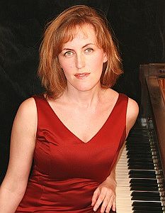 Olga Vinocur, piano